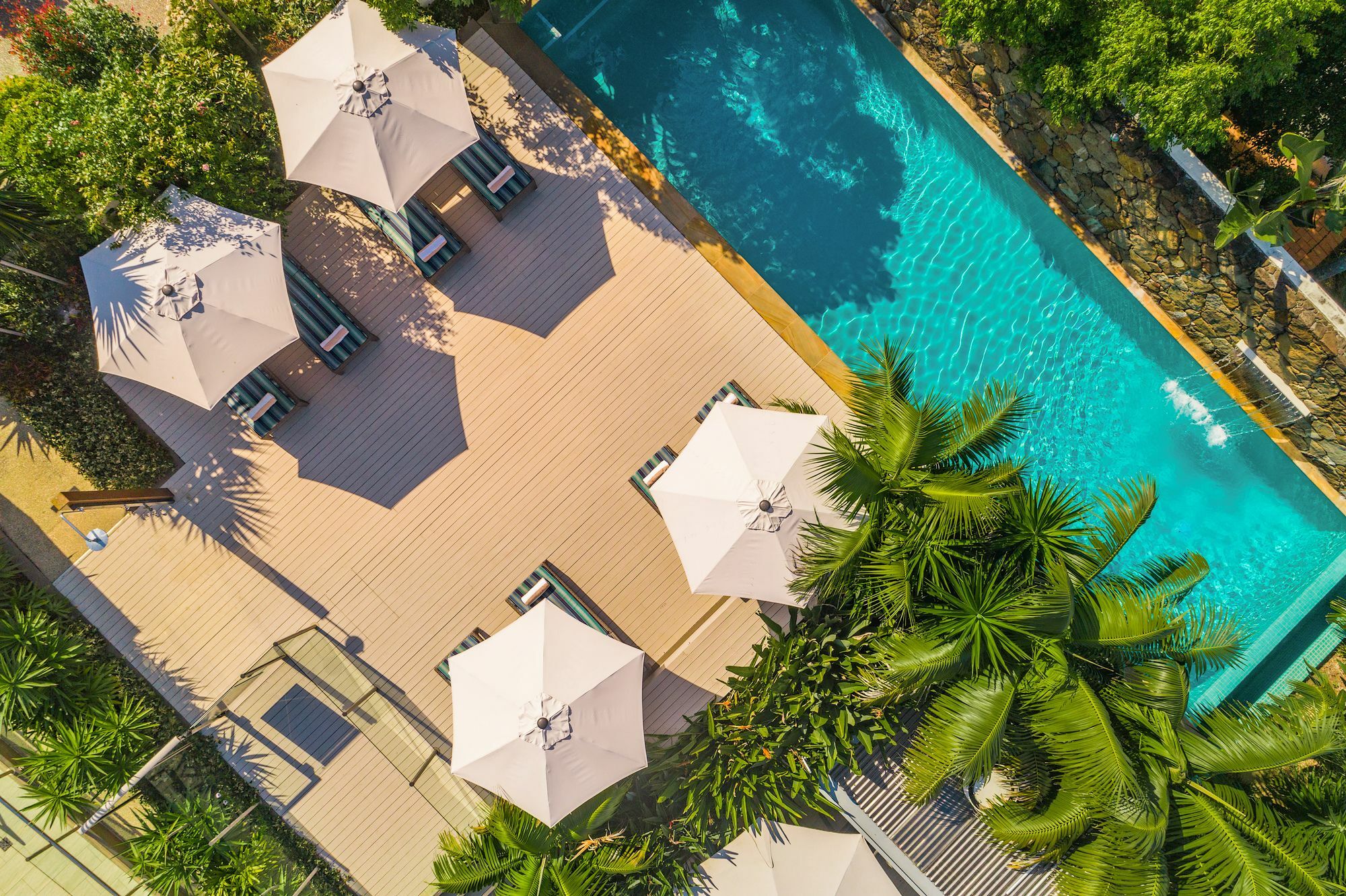 Bayview Beachfront Apartments, In Town Right On The Beach Byron Bay Exterior photo